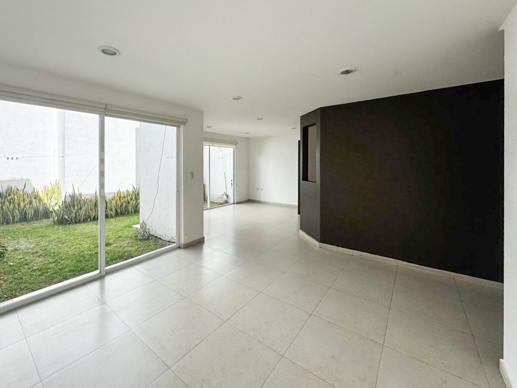 RENTA DE CASA EN VILLA&nbsp;ZAVALETA