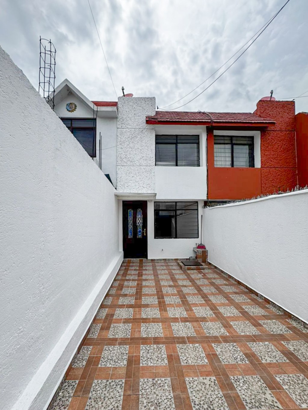 RENTA DE CASA EN LEOBARDO&nbsp;COCA